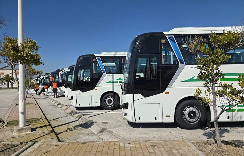 Ministry of Transport: 193.2 Billion Dinars — Estimated Total Cost to Acquire 462 Chinese Buses